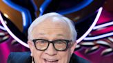 The Masked Singer : Leslie Jordan Makes Final Appearance on Hall of Fame Night as 2 More Stars Unmask