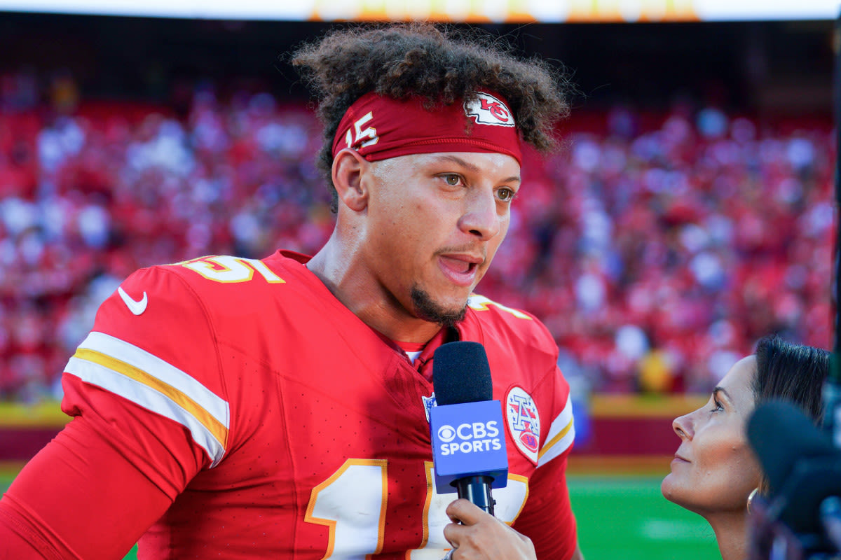 Patrick Mahomes Weighs In on Chiefs' Latest Free Agent Signing