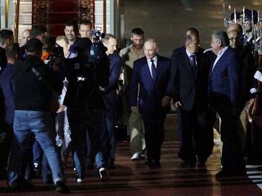 Putin welcomes Russians freed in prisoner swap as heroes loyal to the Motherland