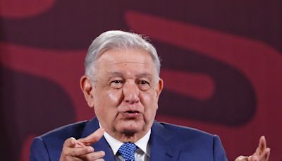 López Obrador asegura que el gobernador republicano de Texas se ha "moderado"