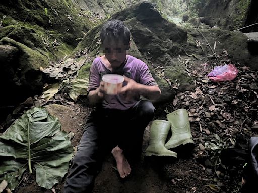 求生欲爆棚！男攀鳳凰山墜谷困10天 1舉動機智自救