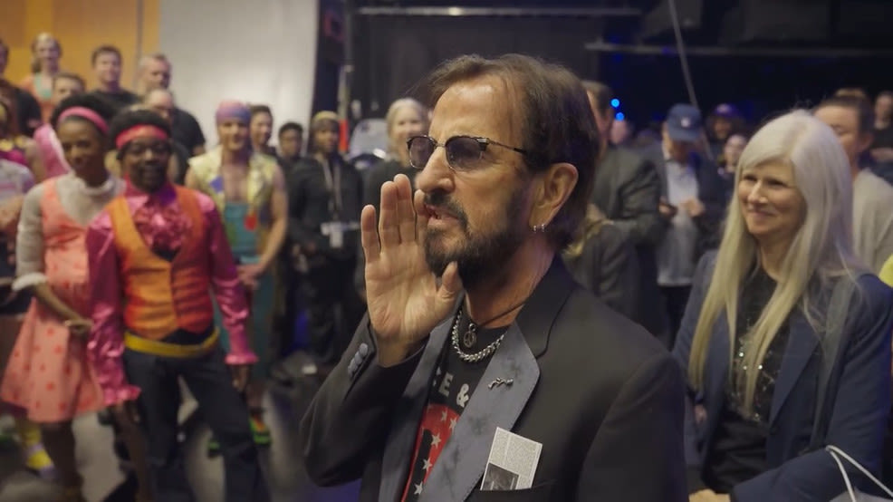 Ringo Starr stops by one of final 'The Beatles LOVE' shows at The Mirage