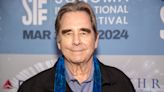 Beau Bridges On His New ‘Matlock’ Series And Dad Lloyd’s Famed Comedic Turns In ‘Airplane!’ And ‘Seinfeld’: “He Had...