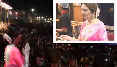 Nita Ambani Visits Kashi Vishwanath Temple, Offers First Wedding Invitation Of Anant Ambani-Radhika Merchant