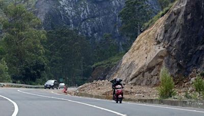 Traffic resumes on Gap road stretch; tourism stakeholders demand proper system to avoid traffic bans