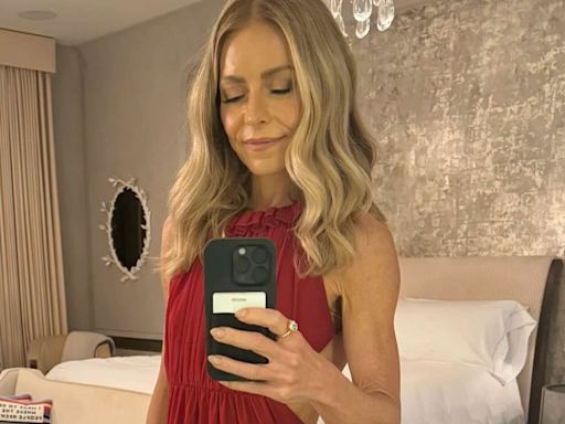 Kelly Ripa Shares a Look Inside Her Luxurious Bedroom After Time100 Date Night with Mark Consuelos