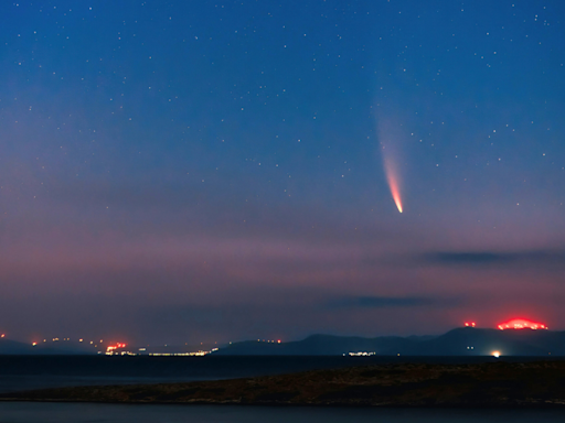 Possible Meteor Breaks Up Over Turkey, 'Fireball' Illuminates Istanbul And Ankara| Videos