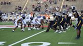 Arlington Heights Yellowjackets surge from behind, survive Waco University to earn win