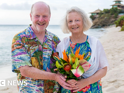 Post Office campaigner Alan Bates marries on Richard Branson's Necker island