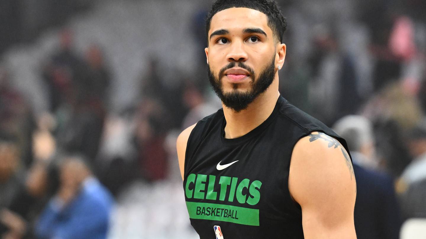 Jayson Tatum is a superstar and a mere mortal. Why aren't we OK with that?