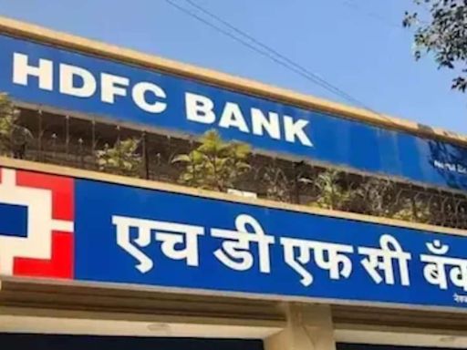 HDFC Bank Q1 Results: Net Profit Jumps 33% to Rs 16,474 Crore, NPA Rises to 1.33% - News18