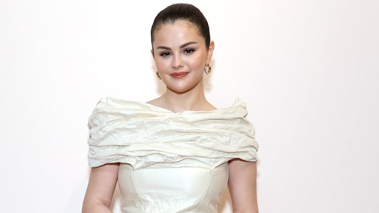 Selena Gomez Recalls 'Most Painful' Time in Her Life Ahead of Bipolar Diagnosis