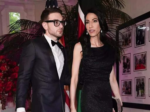 Political power couple: Clinton aide Huma Abedin gets engaged to George Soros' son Alex - Times of India