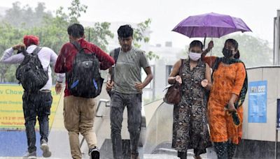 Weather Update: Humidity Persists in Delhi-NCR, Yellow Alert Issued In Mumbai- Check Forecast Here