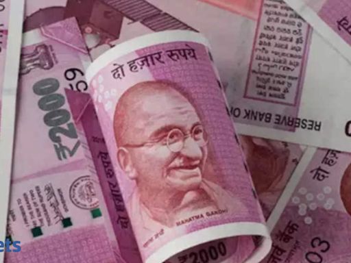 Rupee gains 0.1% against US dollar, ends at 83.38