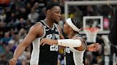 Spurs cortan racha de 16 derrotas; vencen a Jazz