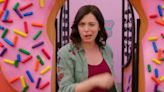 Rachel Bloom says she is still close to Crazy Ex-Girlfriend co-stars