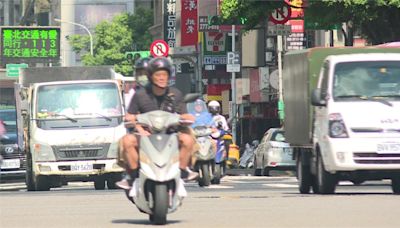 高溫、午後雷陣雨影響曝光 最快下周熱帶擾動生成「一個帶一個」！