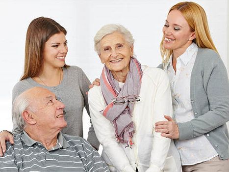 老年生活靠退休金？當心通膨巨獸，專家：應規畫個人高齡保障