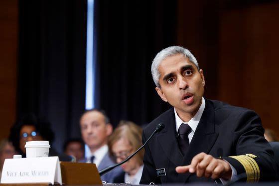 Surgeon General Pushes for Warning Labels on Social Media