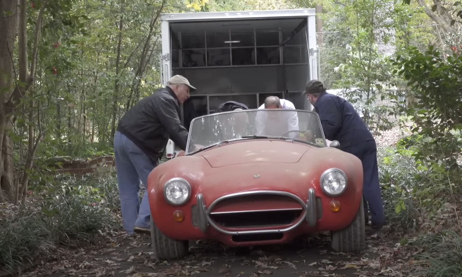 Watch: Rare 427 Cobra and Ferrari 275 Extracted from Condemned Garage
