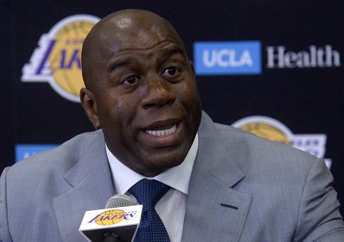 Lakers News: Magic Johnson Apologizes For Play-Off Criticisms