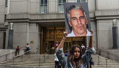 Jeffrey Epstein prosecutors face call to apologize—'Reprehensible'