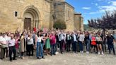 150 personas se juntan en Eslava para brindar por la DO Navarra con vino rosado