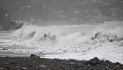 Watch: Hurricane Beryl rocks Jamaica with powerful winds, dangerous surf