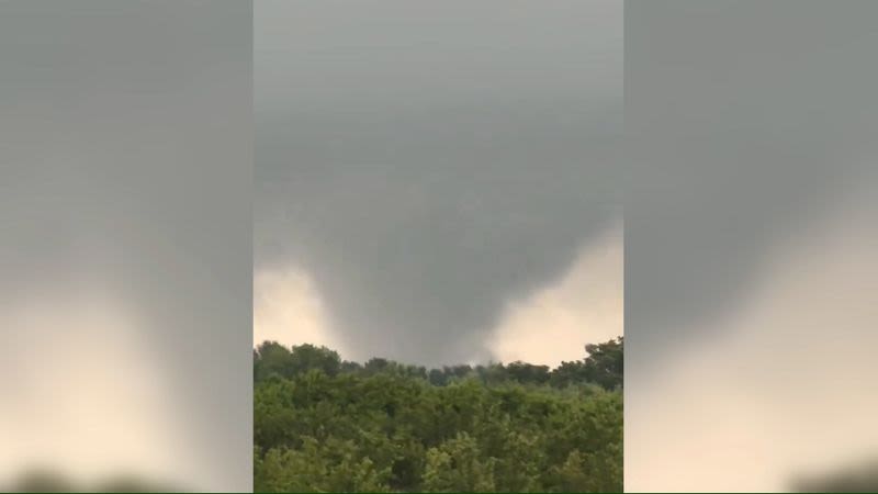 At least 1 person seriously injured after tornado sweeps through northern DC suburbs | CNN