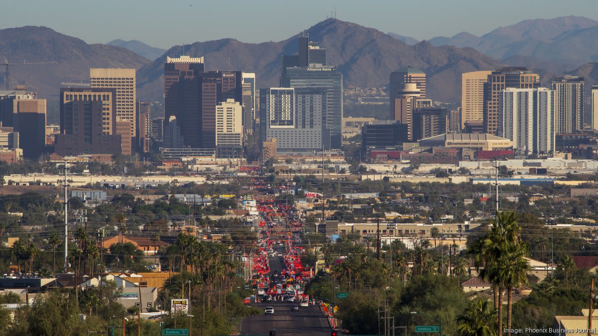 Two Arizona cities reach population milestones, Census Bureau data shows - Phoenix Business Journal