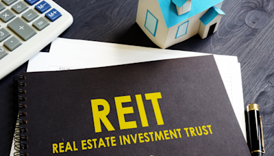 Stock Market Crash Warning: Don't Get Caught Holding These 3 REITs