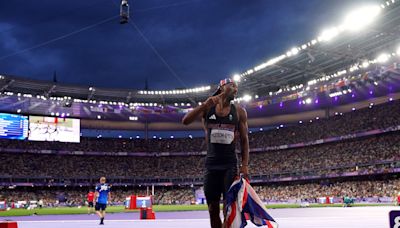 Quincy Hall pips Matthew Hudson-Smith to take gold in men’s 400 metres