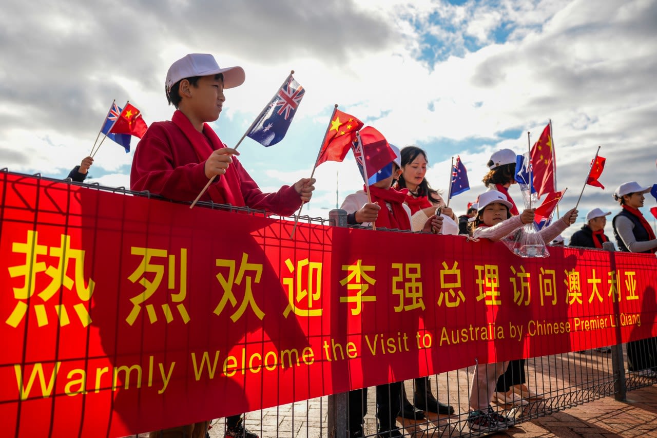 Chinese premier lands in Australia on first such visit in 7 years