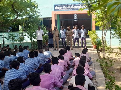 Drive to sensitise schoolchildren to resist sexual abuse and drug addiction under Kalviyum Kaavalum initiative continues in Perambalur