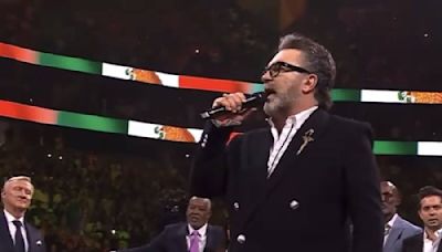 Canelo vs Munguía: Mijares emociona entonando el Himno Nacional Mexicano en Las Vegas