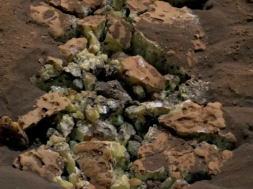 La NASA descubre por accidente unos cristales que obligan a reescribir la historia de Marte: "No debería estar ahí"