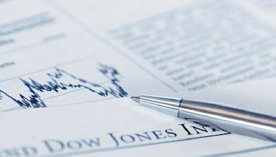 Dow Jones flattens on US data miss, cautious Fedspeak