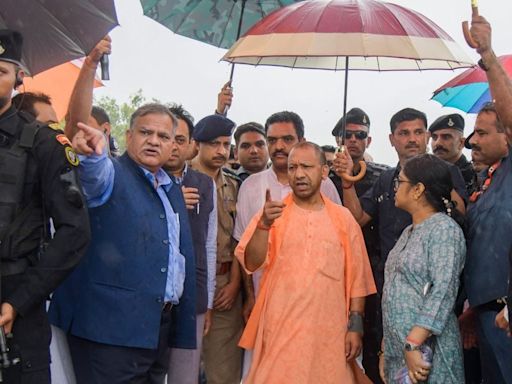 ‘Everyone Knows About Bhole Baba's Political Allies': Yogi Adityanath’s Dig at Akhilesh Yadav Over Hathras Tragedy - News18