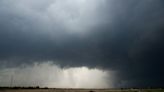 Storm chaser saves Texas family from tornado while livestreaming