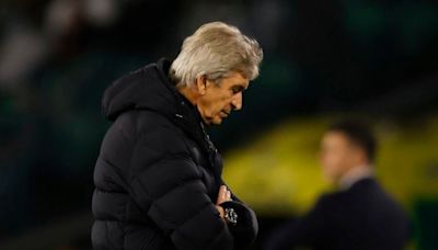 Las bodas de plata de Pellegrini en su temporada más compleja en el Betis - La Tercera