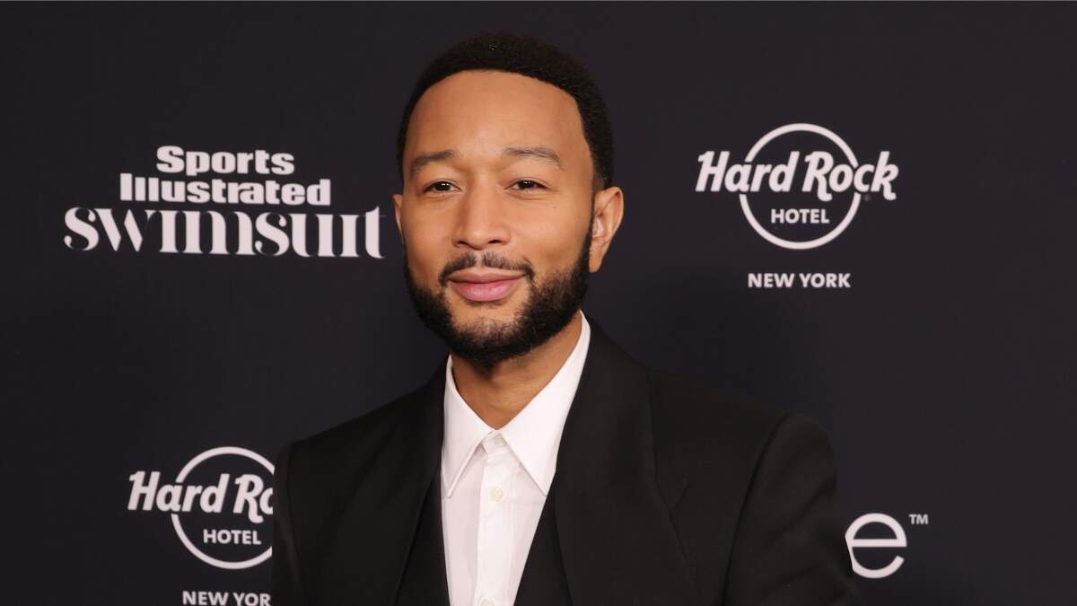 John Legend's Daughter Luna Adorably Interviews Him On Red Carpet | Cities 97.1