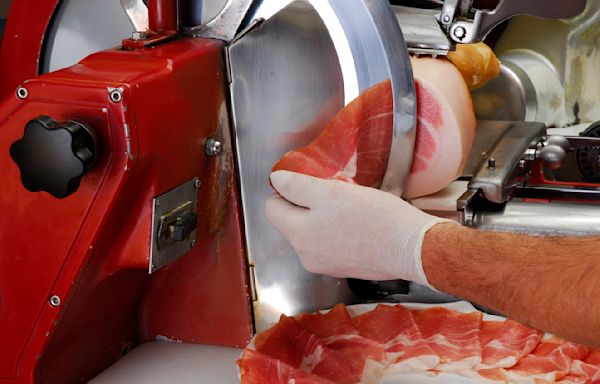 Two dead in listeria outbreak linked to deli meat. Here’s what to know.