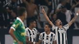 Análise | Palmeiras e Botafogo superam briga de Leila e Textor com duelo de alto nível em vitória dos cariocas