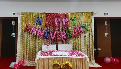 Video: Indian Couple Celebrates 36th Wedding Anniversary At Wimbledon