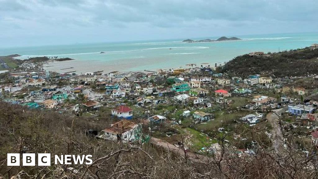 'Almost whole island homeless' in Hurricane Beryl's wake