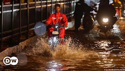 India: Monsoon rains lash Mumbai, disrupt travel – DW – 07/08/2024