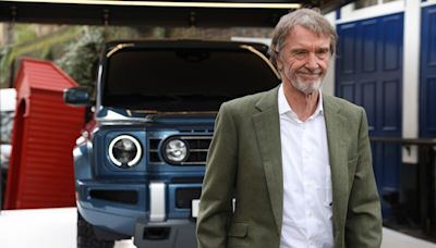 Billionaire Jim Ratcliffe’s Ineos Puts Electric SUV Plan on Hold