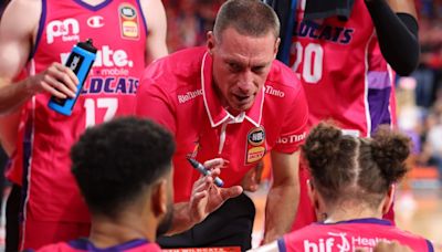 Perth hand NBL coach Rillie three more years