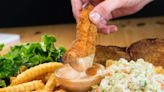 National chain renowned for its chicken tenders and Texas toast comes to Palm Beach County